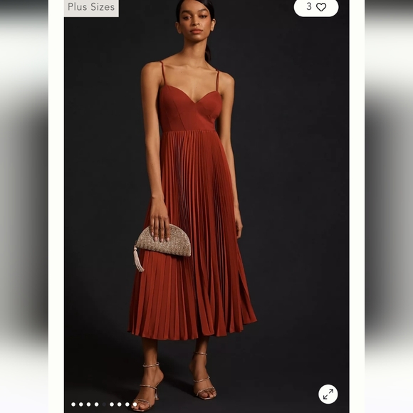 Anthropologie Dresses & Skirts - NWT Anthropologie Sweetheart bodice Midi dress Pleated size Medium